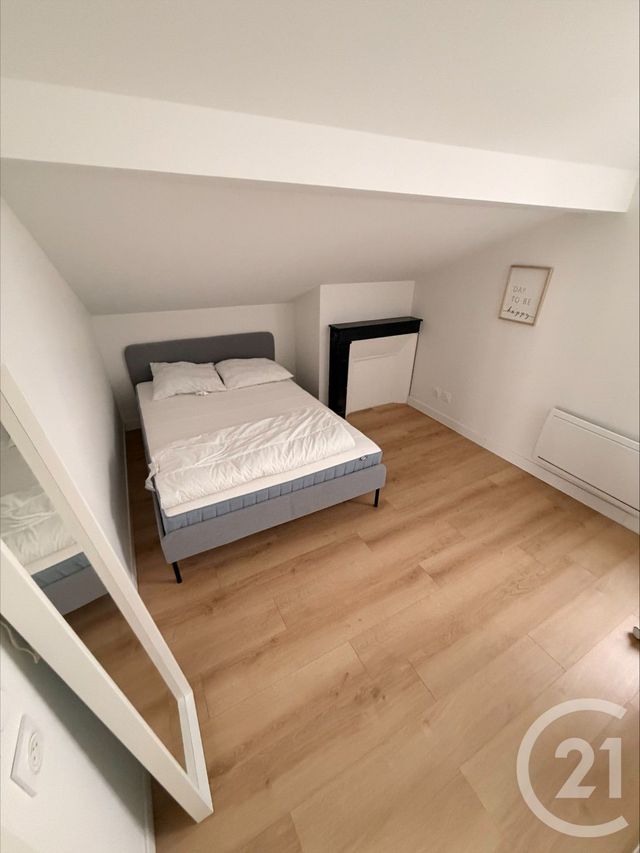 Appartement F3 &agrave; louer - 3 pi&egrave;ces - 40,55 m2 - Clermont Ferrand - 63 - AUVERGNE