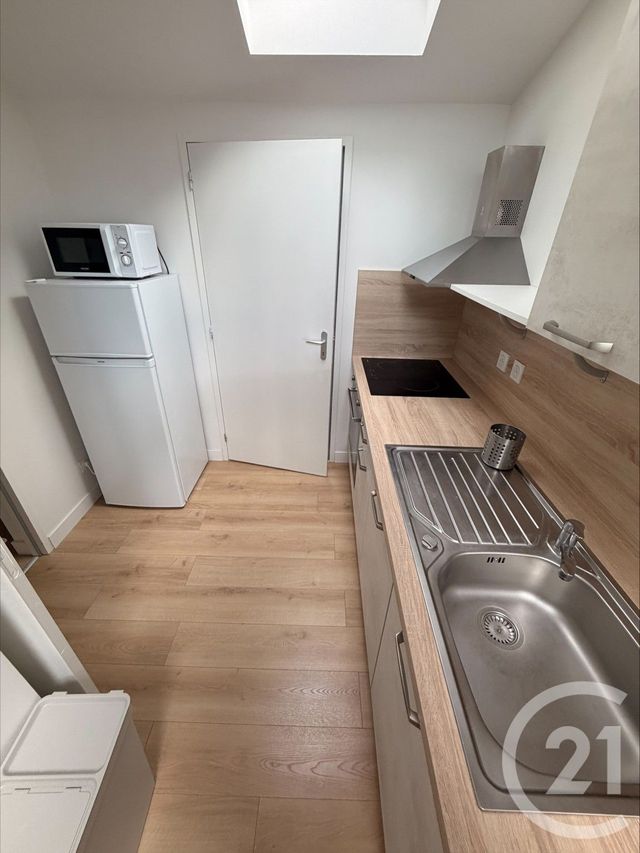 Appartement F3 &agrave; louer - 3 pi&egrave;ces - 40,55 m2 - Clermont Ferrand - 63 - AUVERGNE