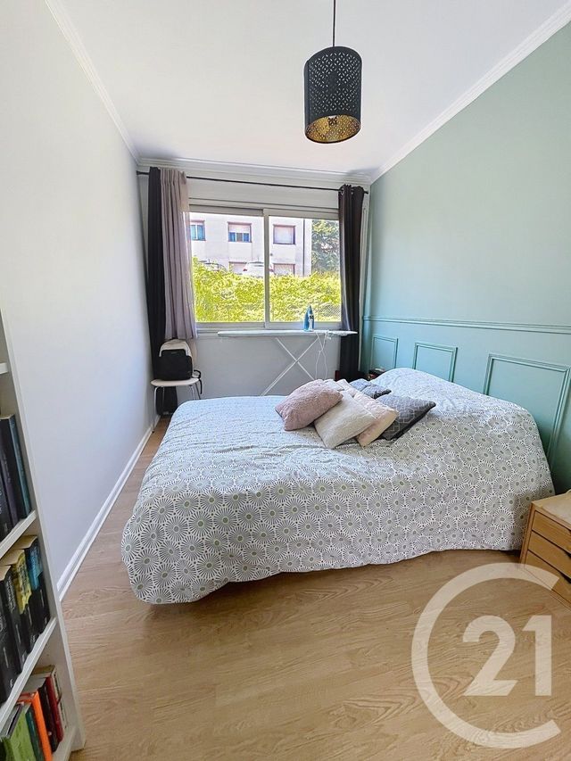 Appartement F3 bis &agrave; louer - 3 pi&egrave;ces - 67,74 m2 - Clermont Ferrand - 63 - AUVERGNE