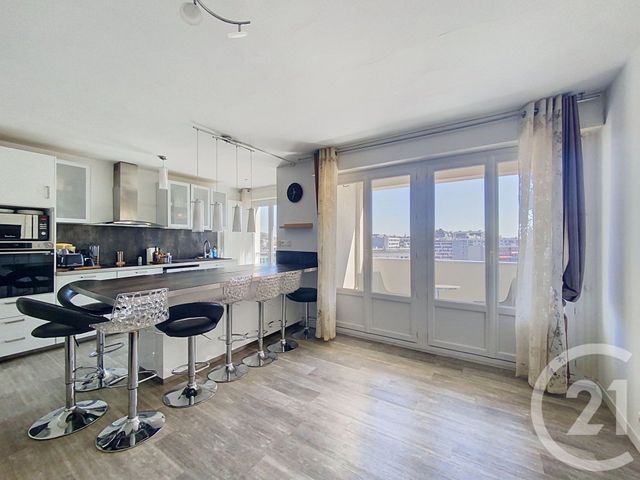 Appartement F3 &agrave; louer - 3 pi&egrave;ces - 67,74 m2 - Clermont Ferrand - 63 - AUVERGNE
