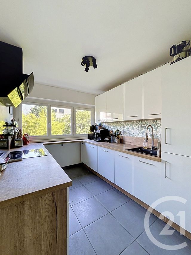 Appartement F4 &agrave; vendre - 4 pi&egrave;ces - 70,11 m2 - Chamalieres - 63 - AUVERGNE