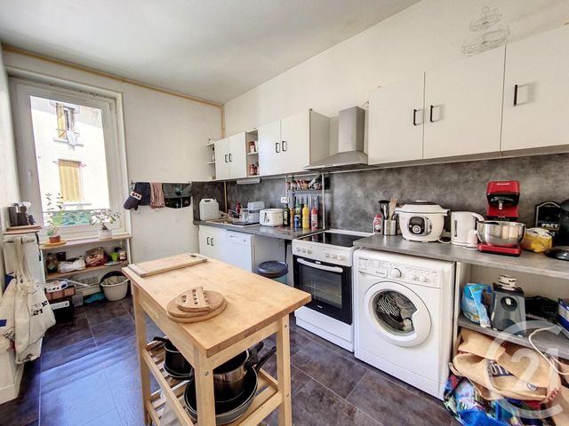 Appartement F3 &agrave; louer - 4 pi&egrave;ces - 60,30 m2 - Clermont Ferrand - 63 - AUVERGNE