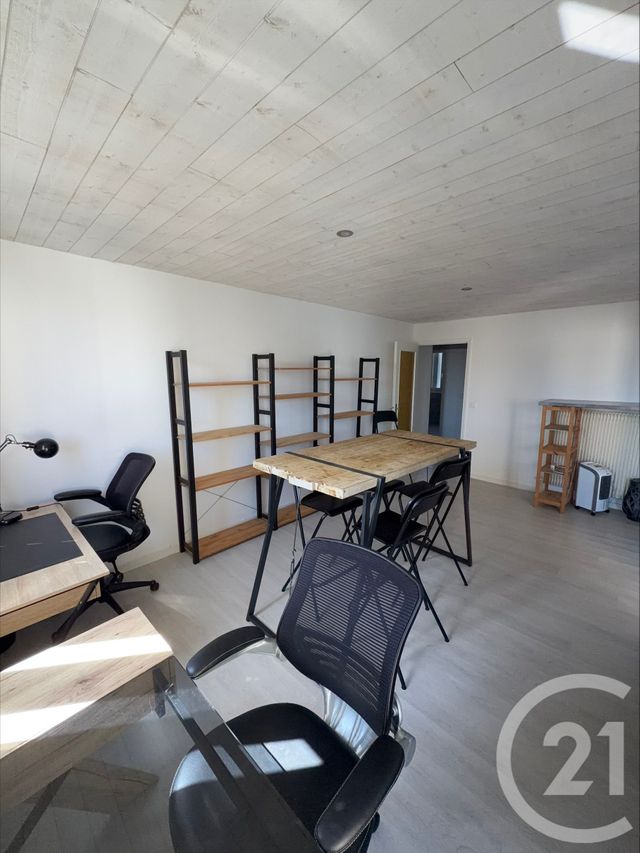 Appartement F3 &agrave; louer - 3 pi&egrave;ces - 72,54 m2 - Clermont Ferrand - 63 - AUVERGNE