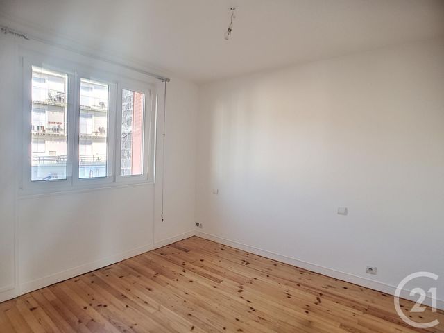Appartement F3 &agrave; louer - 3 pi&egrave;ces - 62,14 m2 - Clermont Ferrand - 63 - AUVERGNE