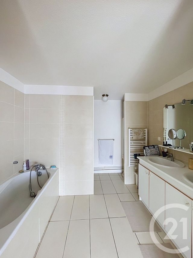Appartement F5 &agrave; vendre - 5 pi&egrave;ces - 129,08 m2 - Clermont Ferrand - 63 - AUVERGNE