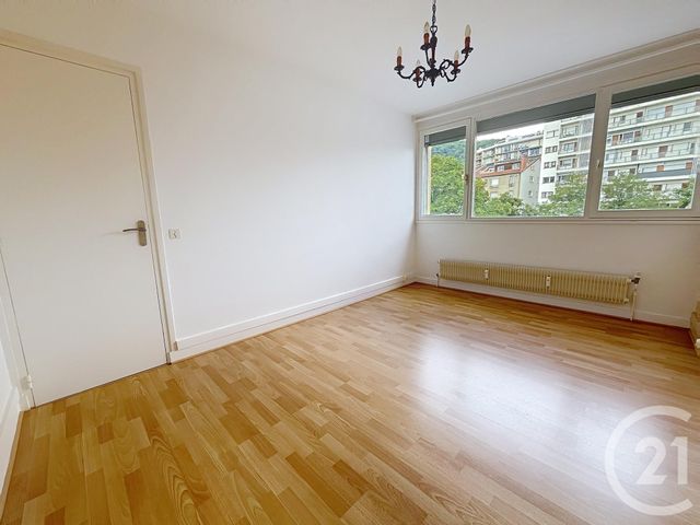 Appartement F2 &agrave; louer - 2 pi&egrave;ces - 51,19 m2 - Chamalieres - 63 - AUVERGNE