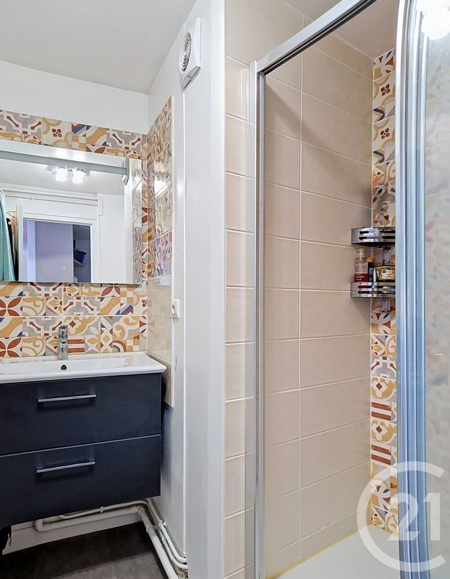 Appartement F2 &agrave; vendre - 2 pi&egrave;ces - 53,68 m2 - Chamalieres - 63 - AUVERGNE