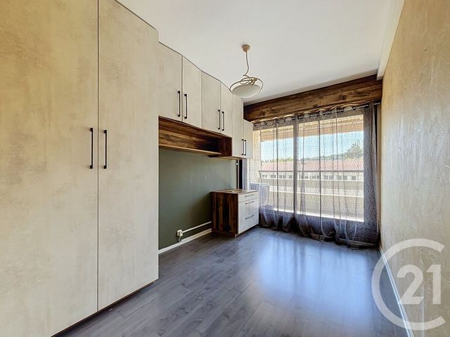 Appartement F4 &agrave; vendre - 4 pi&egrave;ces - 69,51 m2 - Chamalieres - 63 - AUVERGNE