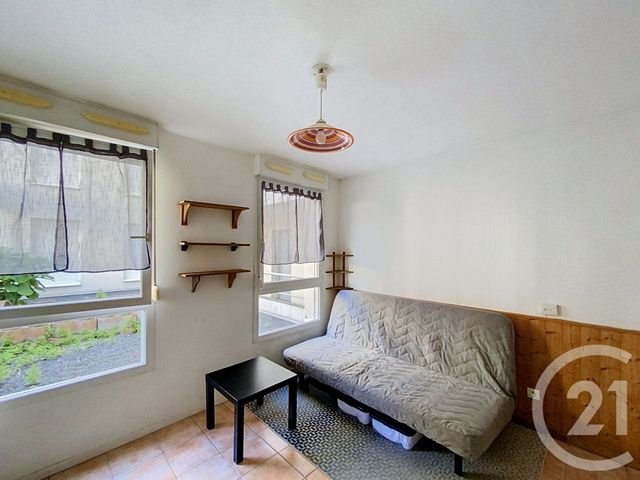 Appartement Studio &agrave; louer - 1 pi&egrave;ce - 21,11 m2 - Clermont Ferrand - 63 - AUVERGNE