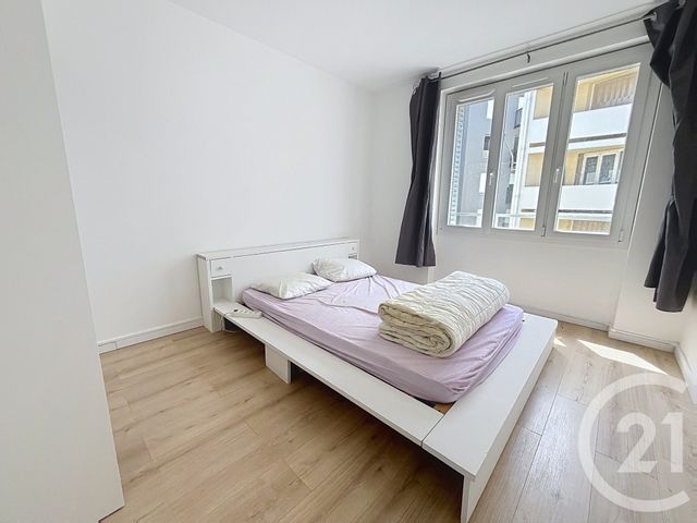 Appartement F2 &agrave; louer - 2 pi&egrave;ces - 43,99 m2 - Clermont Ferrand - 63 - AUVERGNE