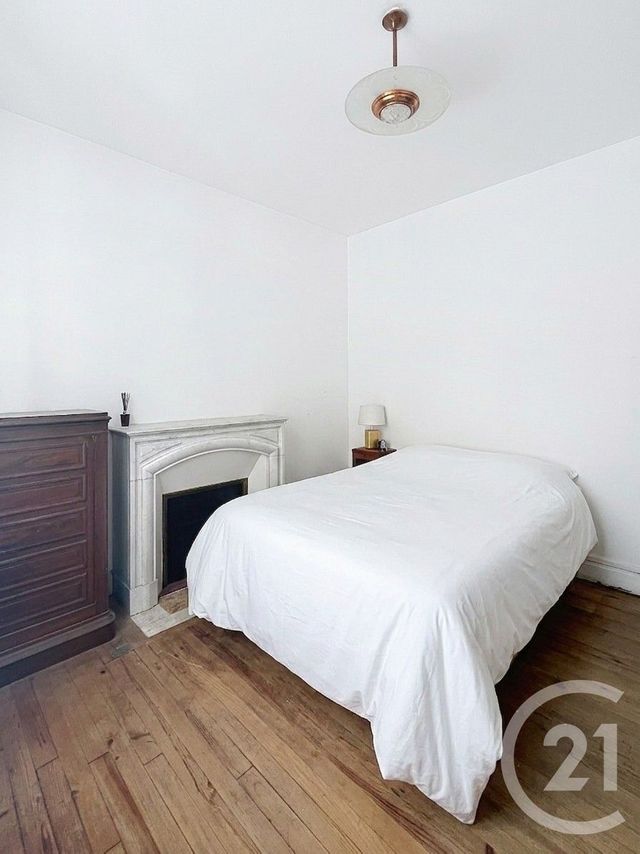 Maison &agrave; louer - 6 pi&egrave;ces - 165,72 m2 - Clermont Ferrand - 63 - AUVERGNE