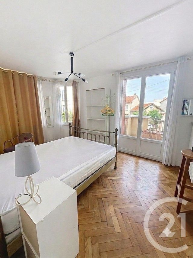 Maison &agrave; louer - 6 pi&egrave;ces - 165,72 m2 - Clermont Ferrand - 63 - AUVERGNE