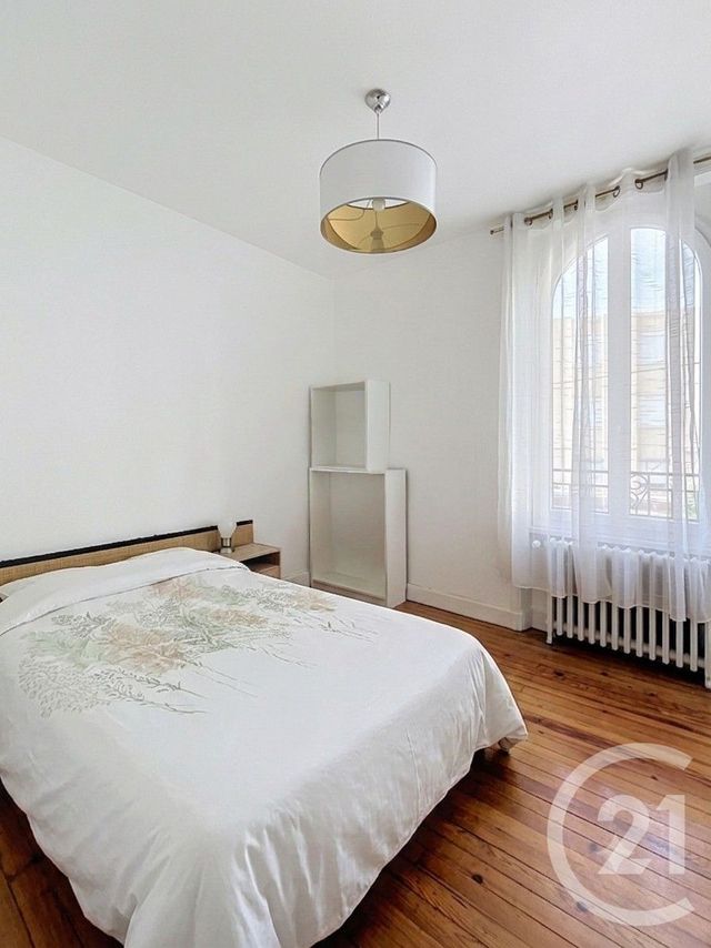 Maison &agrave; louer - 6 pi&egrave;ces - 165,72 m2 - Clermont Ferrand - 63 - AUVERGNE