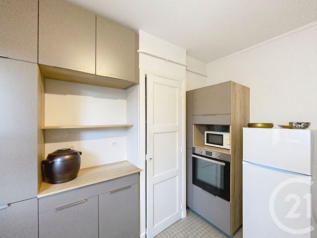 Appartement F3 &agrave; louer - 3 pi&egrave;ces - 64,76 m2 - Clermont Ferrand - 63 - AUVERGNE