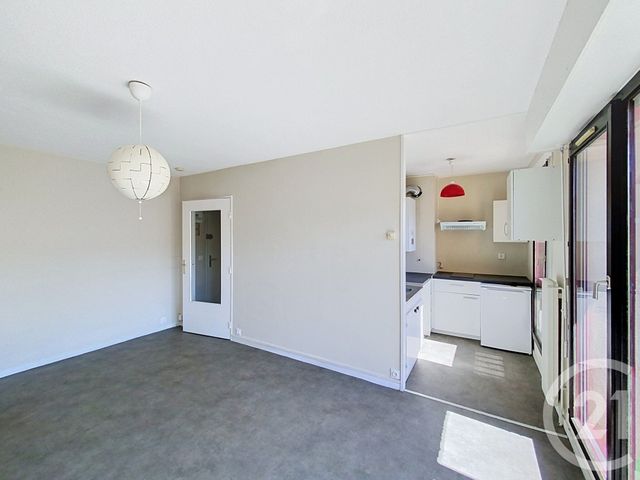 Appartement F1 &agrave; louer - 1 pi&egrave;ce - 28,23 m2 - Chamalieres - 63 - AUVERGNE