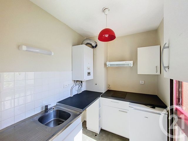 Appartement F1 &agrave; louer - 1 pi&egrave;ce - 28,23 m2 - Chamalieres - 63 - AUVERGNE