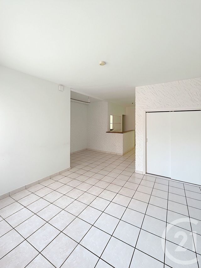 Bureaux à louer - 38.81 m2 - 63 - Puy-de-Dome
