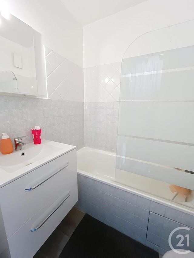 Appartement Studio &agrave; louer - 1 pi&egrave;ce - 20,25 m2 - Beaumont - 63 - AUVERGNE