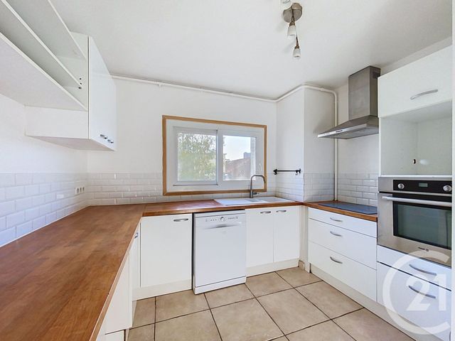 Appartement F3 &agrave; louer - 3 pi&egrave;ces - 82,45 m2 - Clermont Ferrand - 63 - AUVERGNE
