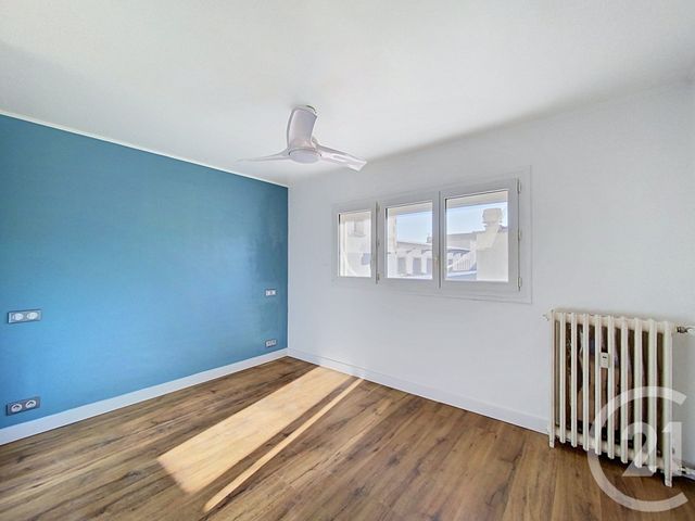 Appartement F3 &agrave; louer - 3 pi&egrave;ces - 82,45 m2 - Clermont Ferrand - 63 - AUVERGNE