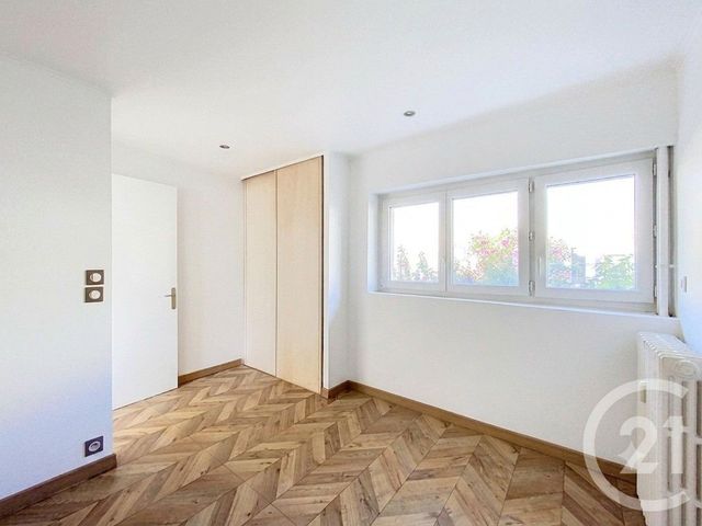 Appartement F3 &agrave; louer - 3 pi&egrave;ces - 82,45 m2 - Clermont Ferrand - 63 - AUVERGNE