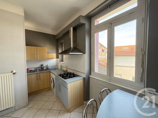 Appartement F3 &agrave; louer - 3 pi&egrave;ces - 64,76 m2 - Clermont Ferrand - 63 - AUVERGNE