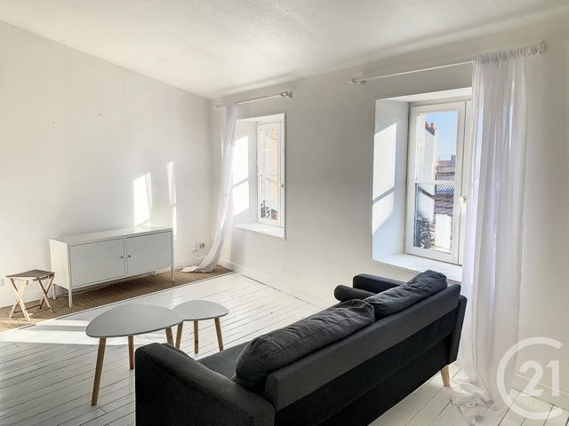 Appartement F2 &agrave; louer - 2 pi&egrave;ces - 50,03 m2 - Clermont Ferrand - 63 - AUVERGNE