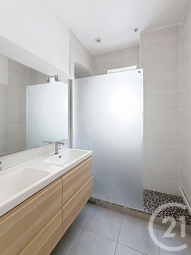 Appartement F4 &agrave; vendre - 5 pi&egrave;ces - 105,01 m2 - Clermont Ferrand - 63 - AUVERGNE