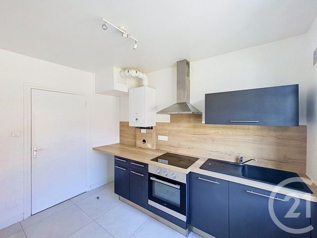 Appartement F3 &agrave; louer - 3 pi&egrave;ces - 56,94 m2 - Clermont Ferrand - 63 - AUVERGNE