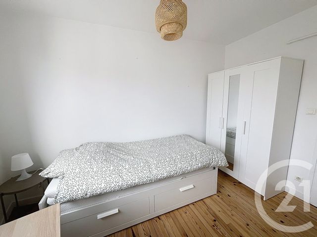 Appartement Chambre &agrave; louer - 1 pi&egrave;ce - 19,60 m2 - Clermont Ferrand - 63 - AUVERGNE