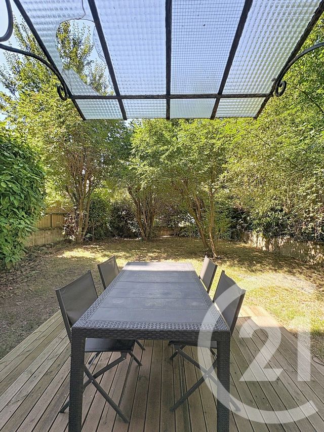 Appartement F1 bis &agrave; louer - 2 pi&egrave;ces - 30,19 m2 - Chamalieres - 63 - AUVERGNE