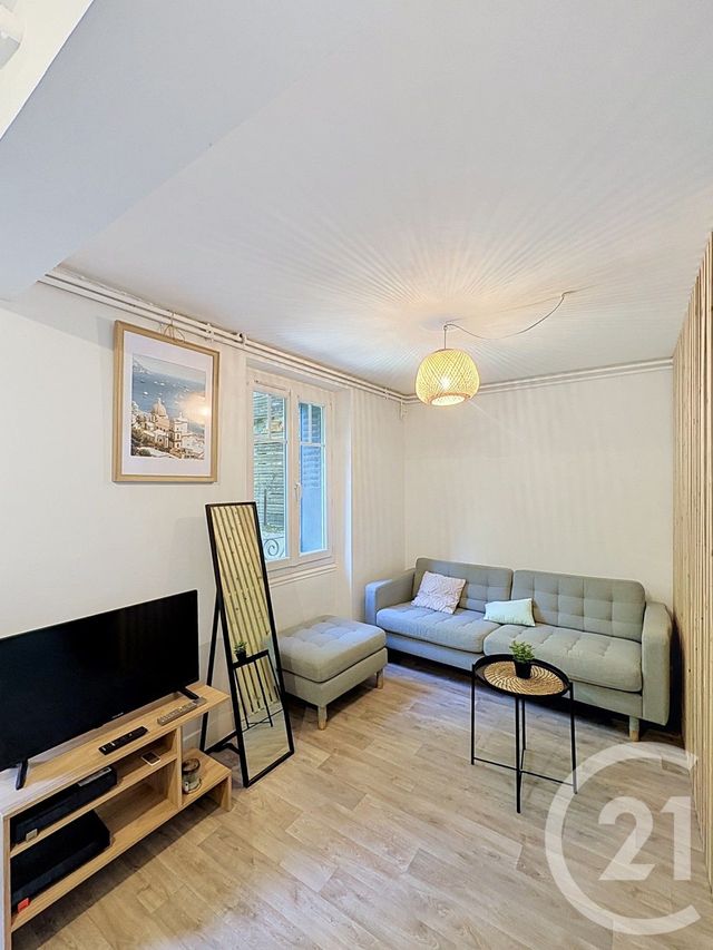 Appartement F1 bis &agrave; louer - 2 pi&egrave;ces - 30,19 m2 - Chamalieres - 63 - AUVERGNE