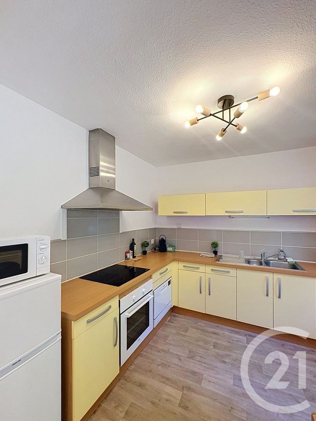Appartement F1 bis &agrave; louer - 2 pi&egrave;ces - 30,19 m2 - Chamalieres - 63 - AUVERGNE