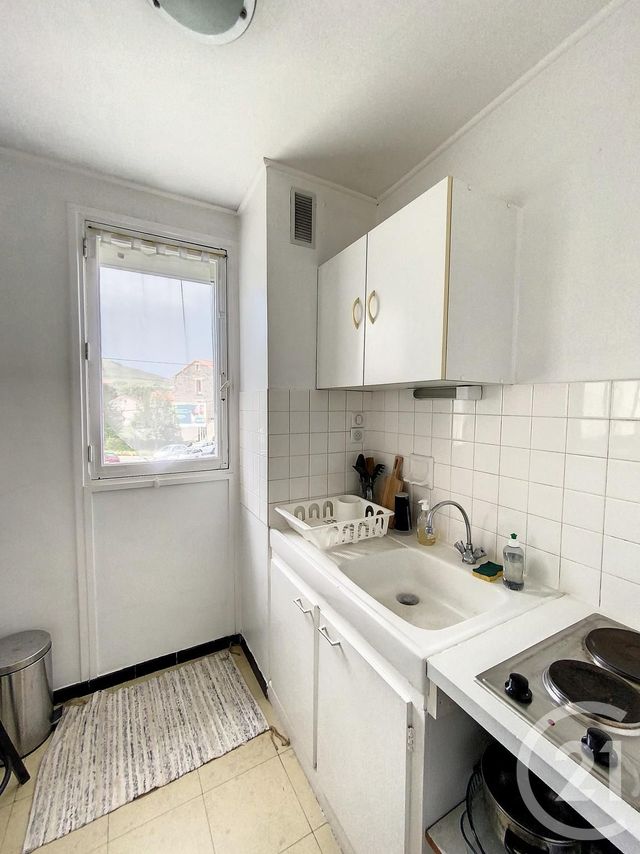 Appartement F1 &agrave; louer - 1 pi&egrave;ce - 24,54 m2 - Clermont Ferrand - 63 - AUVERGNE