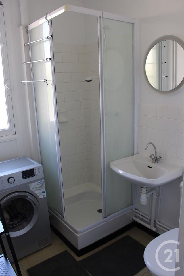 Appartement F1 &agrave; louer - 1 pi&egrave;ce - 24,54 m2 - Clermont Ferrand - 63 - AUVERGNE