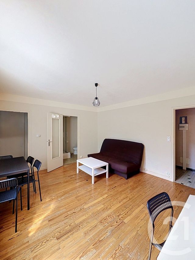 Appartement F1 &agrave; louer - 1 pi&egrave;ce - 27,63 m2 - Clermont Ferrand - 63 - AUVERGNE