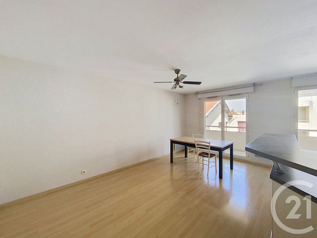 Appartement F3 &agrave; louer - 3 pi&egrave;ces - 63,87 m2 - Clermont Ferrand - 63 - AUVERGNE