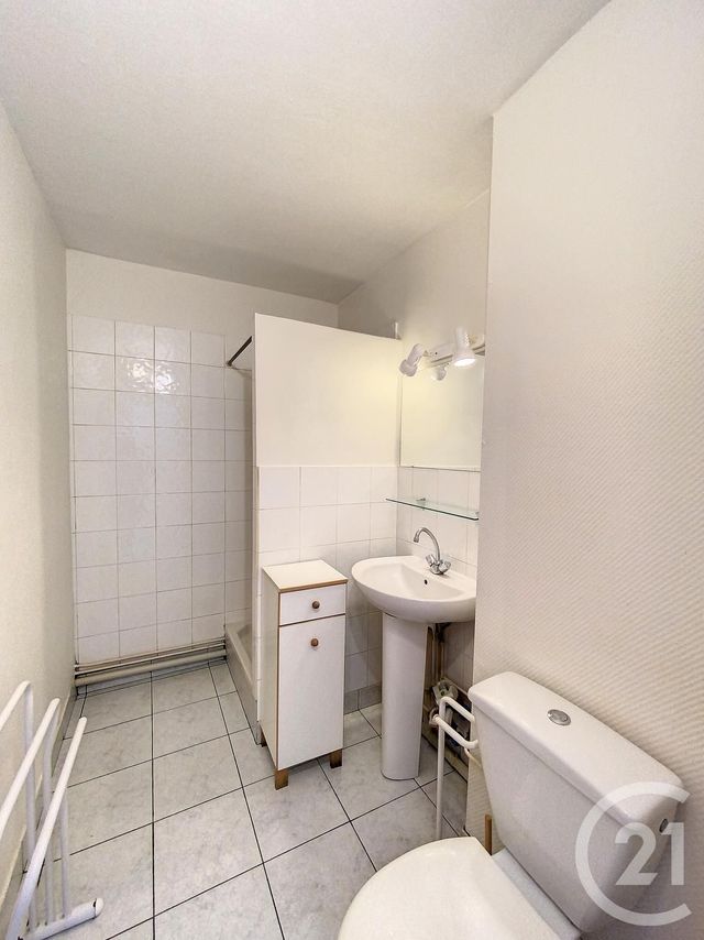 Appartement F1 &agrave; vendre - 1 pi&egrave;ce - 29,44 m2 - Clermont Ferrand - 63 - AUVERGNE