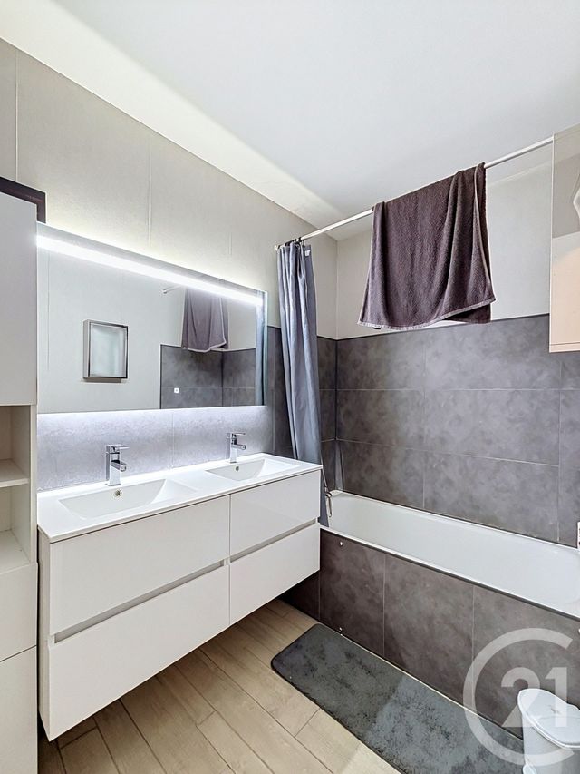 Appartement F5 &agrave; vendre - 5 pi&egrave;ces - 93,83 m2 - Clermont Ferrand - 63 - AUVERGNE