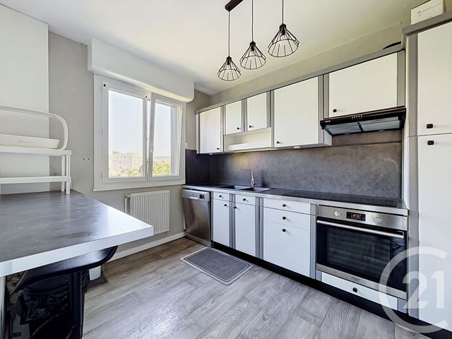 Appartement F5 &agrave; vendre - 5 pi&egrave;ces - 93,83 m2 - Clermont Ferrand - 63 - AUVERGNE