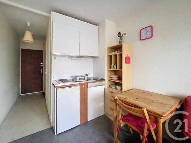 Appartement Studio &agrave; louer - 1 pi&egrave;ce - 16,62 m2 - Clermont Ferrand - 63 - AUVERGNE