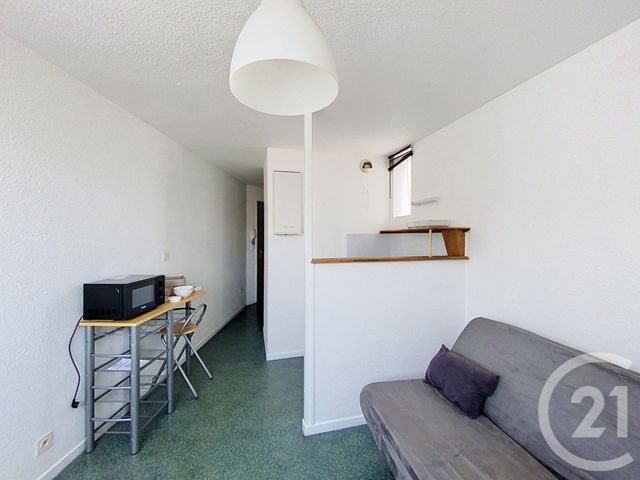Appartement F1 &agrave; louer - 1 pi&egrave;ce - 18,20 m2 - Clermont Ferrand - 63 - AUVERGNE