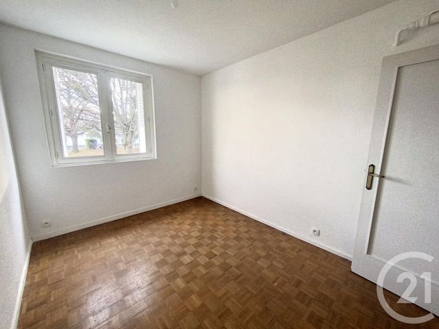 Appartement F5 &agrave; louer - 5 pi&egrave;ces - 79,08 m2 - Clermont Ferrand - 63 - AUVERGNE