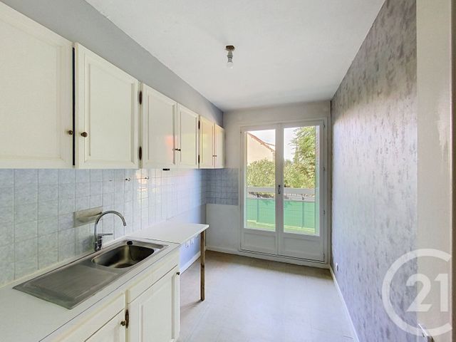 Appartement F3 &agrave; louer - 3 pi&egrave;ces - 59,67 m2 - Beaumont - 63 - AUVERGNE