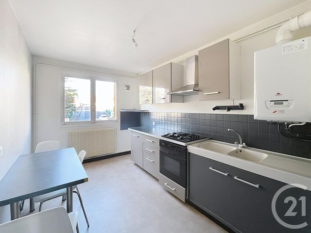 Appartement F2 bis &agrave; louer - 3 pi&egrave;ces - 65,14 m2 - Clermont Ferrand - 63 - AUVERGNE