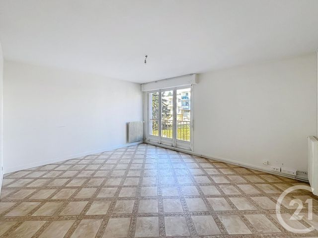 Appartement F2 bis &agrave; louer - 3 pi&egrave;ces - 65,14 m2 - Clermont Ferrand - 63 - AUVERGNE