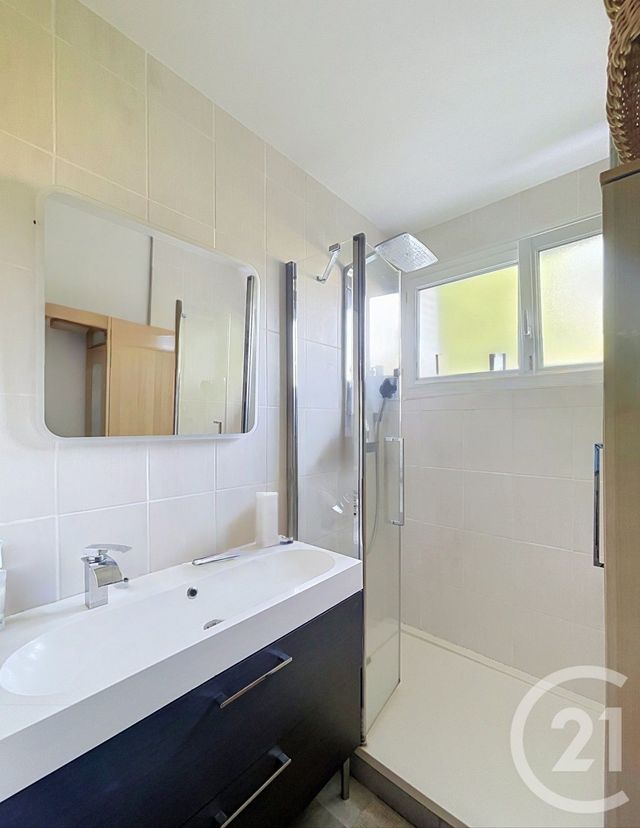 Appartement F4 &agrave; vendre - 4 pi&egrave;ces - 95,99 m2 - Clermont Ferrand - 63 - AUVERGNE