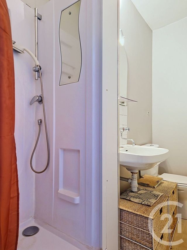 Appartement &agrave; vendre - 1 pi&egrave;ce - 28,50 m2 - Chamalieres - 63 - AUVERGNE