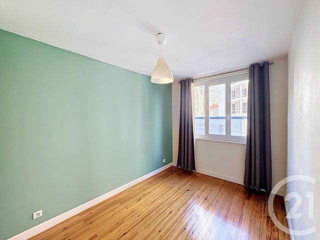 Appartement F3 &agrave; louer - 3 pi&egrave;ces - 60,16 m2 - Clermont Ferrand - 63 - AUVERGNE