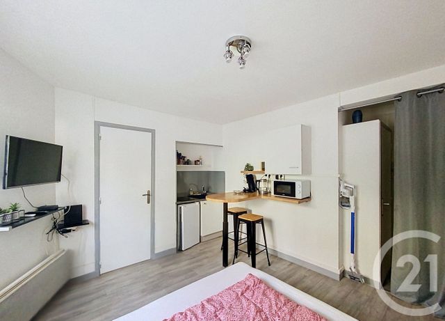 Appartement Studio &agrave; louer - 1 pi&egrave;ce - 19,14 m2 - Clermont Ferrand - 63 - AUVERGNE